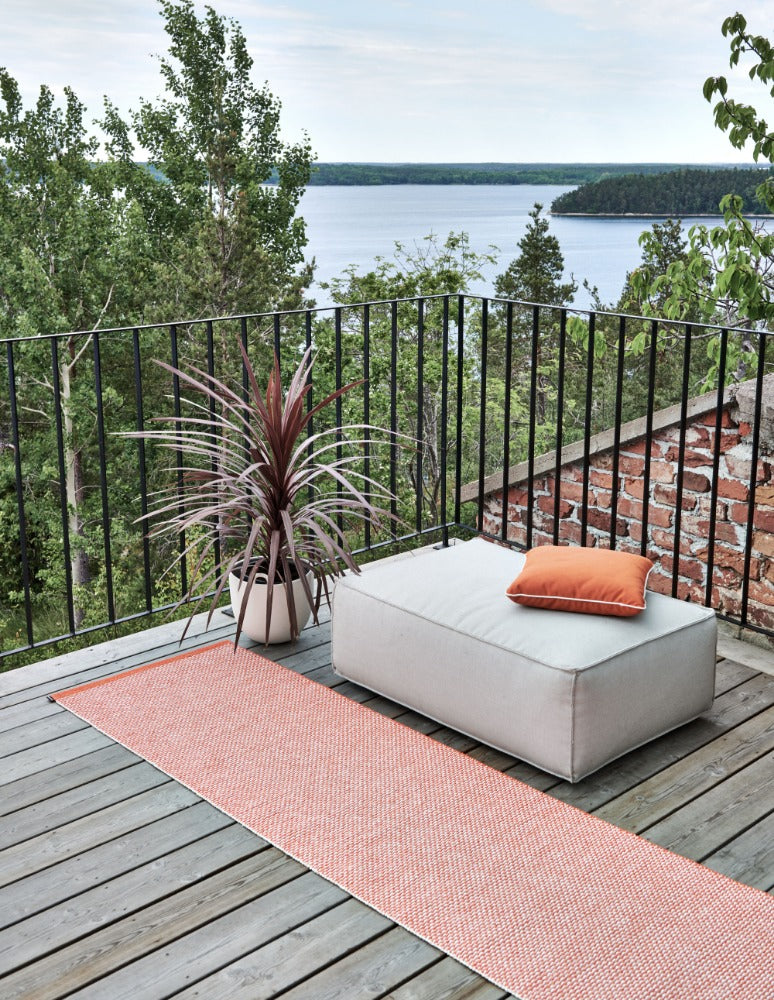 Pappelina-effi-rug-orange-Lifestyle