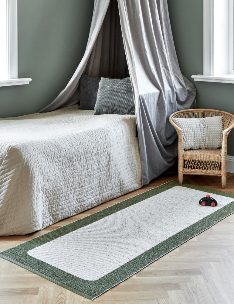 Pappelina-ilda-rug-pine