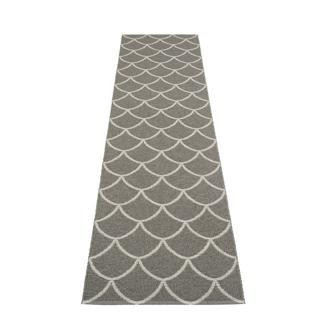 Pappelina-kotte-rug-charcoal