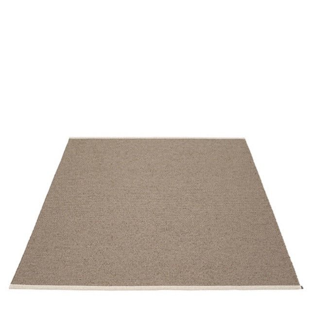 Pappelina-mono-rug-dark-mud60x85