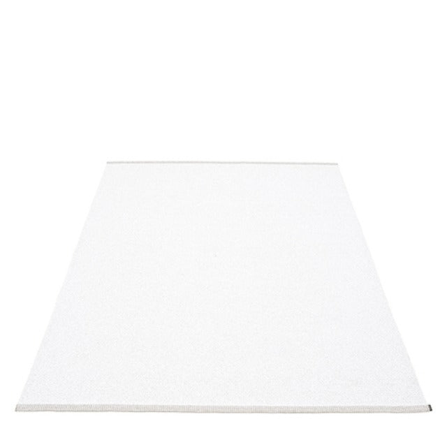 Pappelina-mono-rug-white230x320