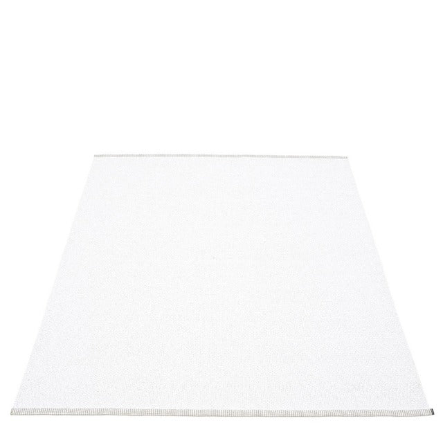 Pappelina-mono-rug-white140x200