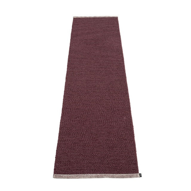 Pappelina-mono-rug-zinfandel180x300