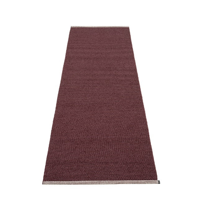 Pappelina-mono-rug-zinfandel60x250