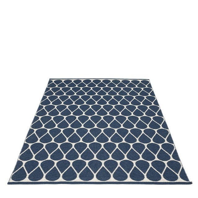 Pappelina-otis-rug-ocean-blue