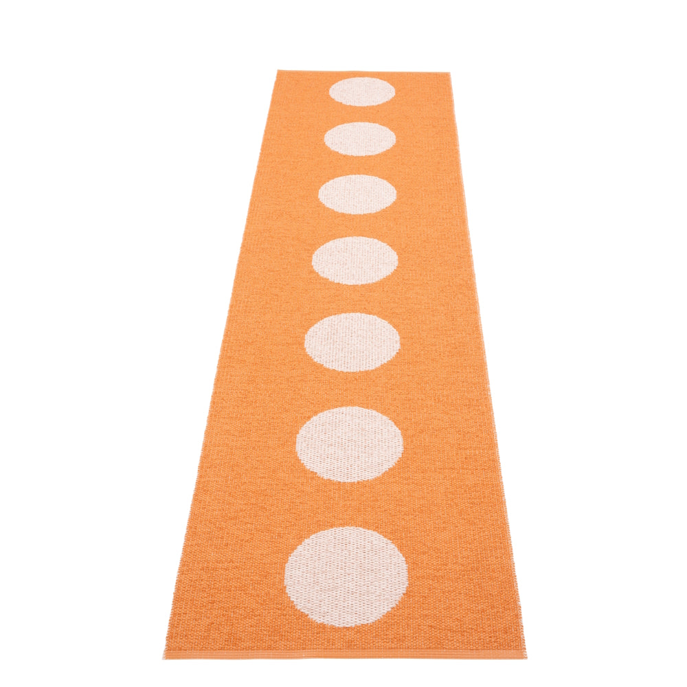Pappelina_Rug_Vera_Pop_Pale_Orange