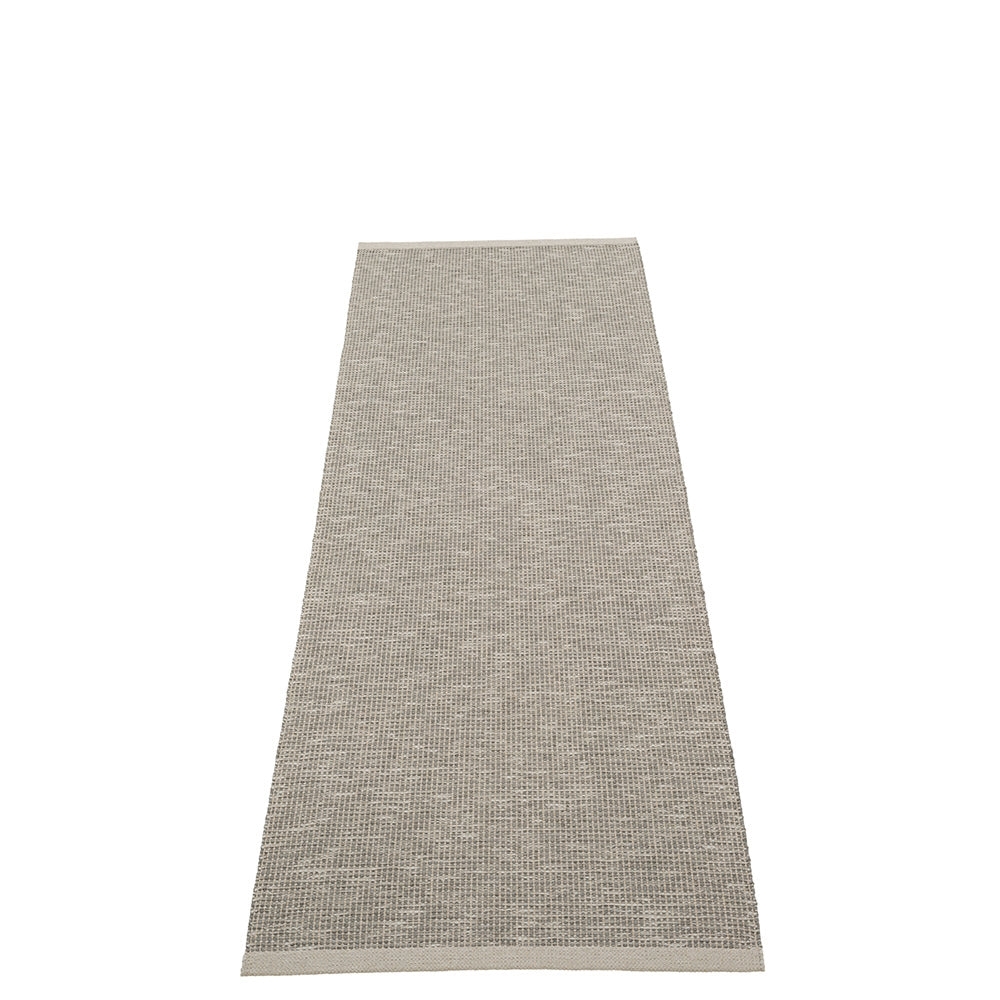 pappelina-sam-rug-warm-grey70x300