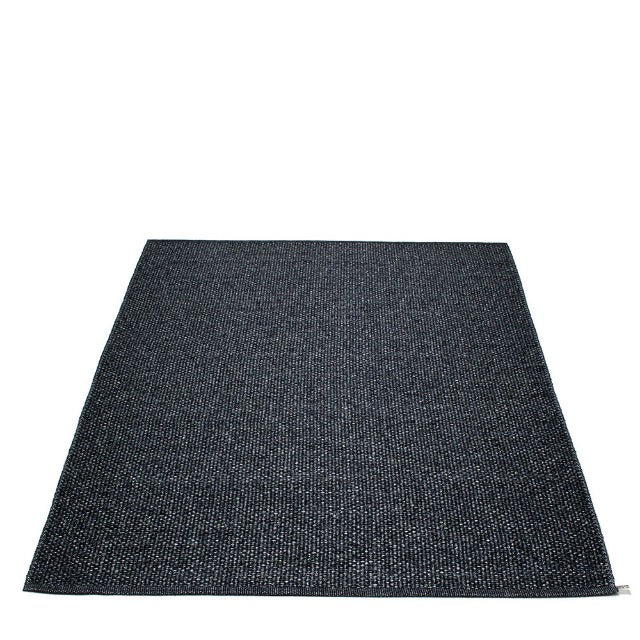 Pappelina-svea-rug-black-70cm70x50