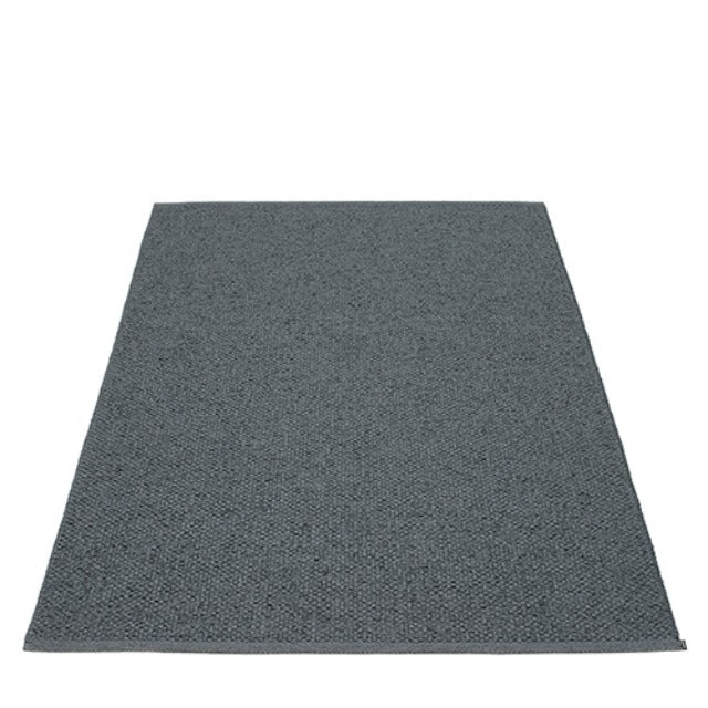 Pappelina-svea-rug-granit70x320