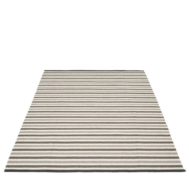 Pappelina-teo-rug-warm-grey