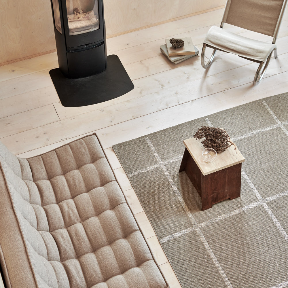 Pappelina-ada-rug-dark-linen180x260
