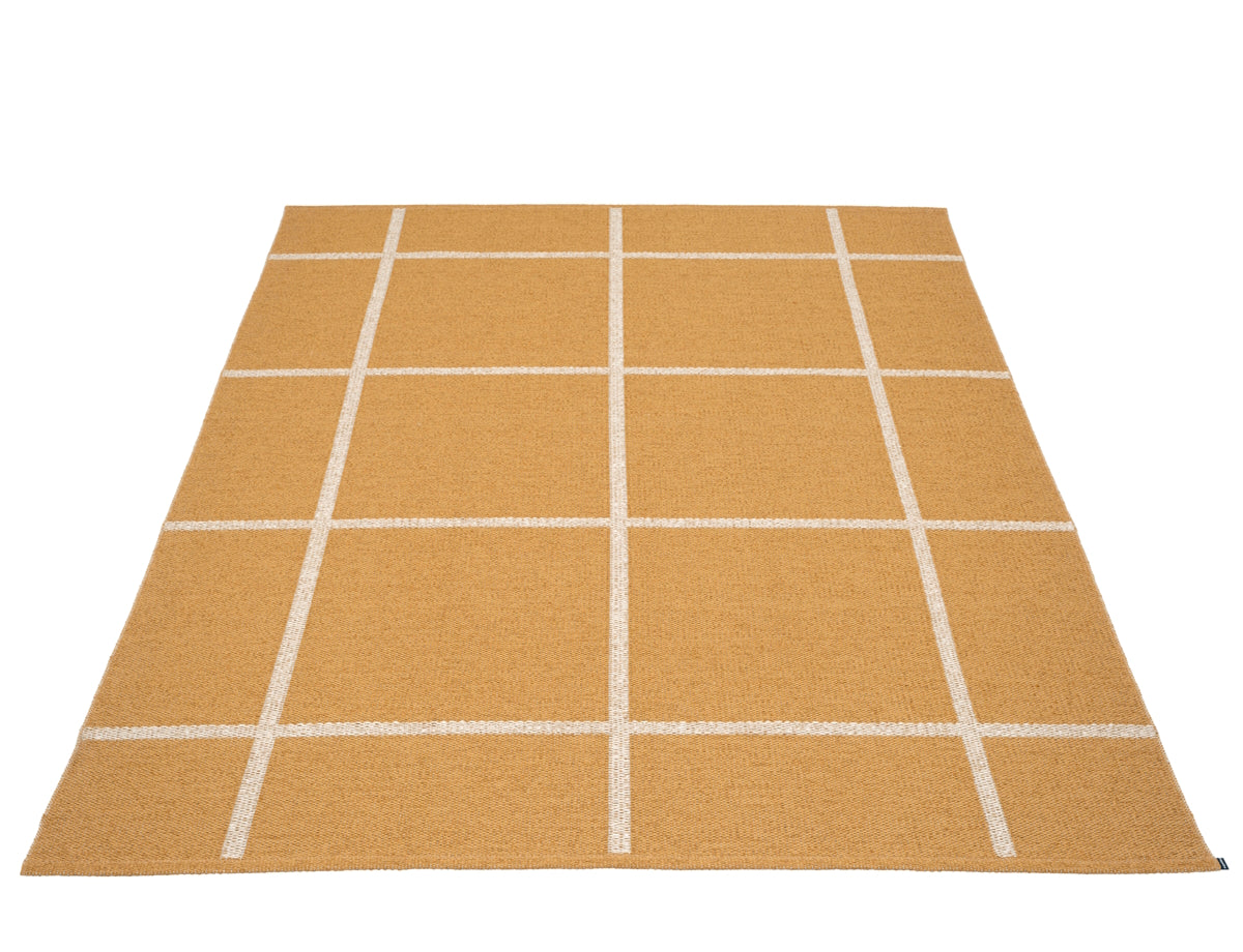 Pappelina-ada-rug-ochre