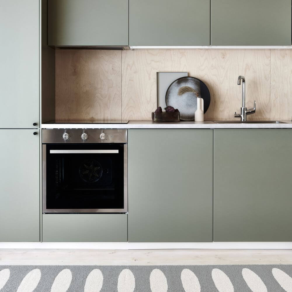 Pappelina_Rug_Ella_Warm_Grey_Kitchen_Lifestyle