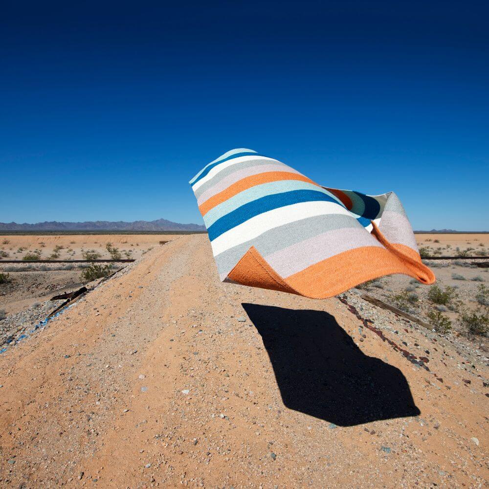 Pappelina_Rug_Molly_Petrol_Lifestyle