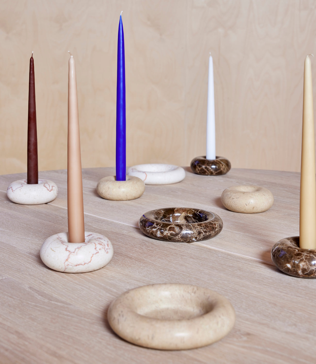 OYOY-savi-marble-candleholder-small-beige