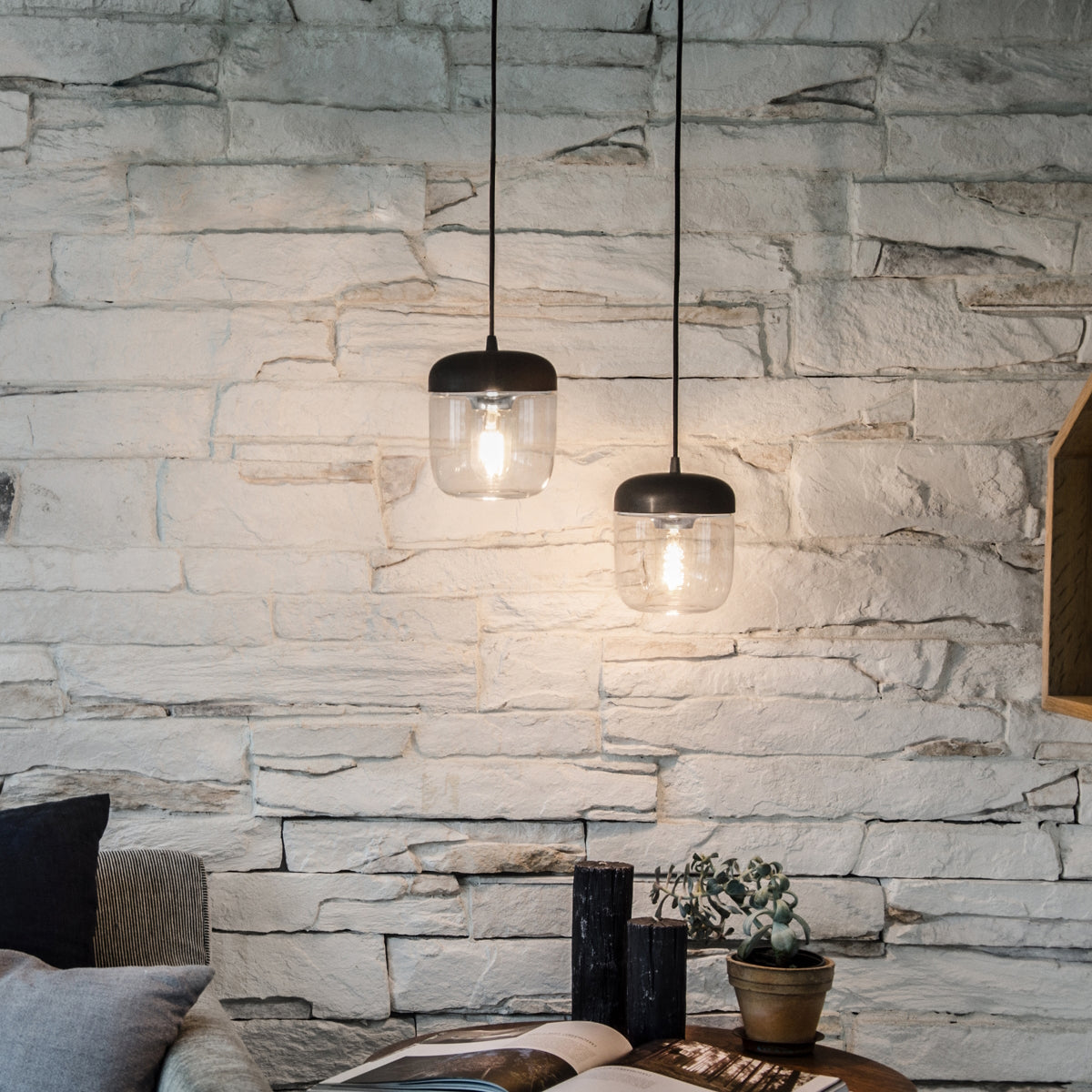 umage-acorn-lampshadeBlackCopper