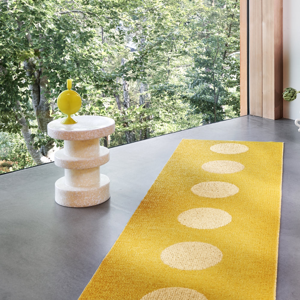Pappelina_Rug_Vera_Pop_Mustard_Lifestyle
