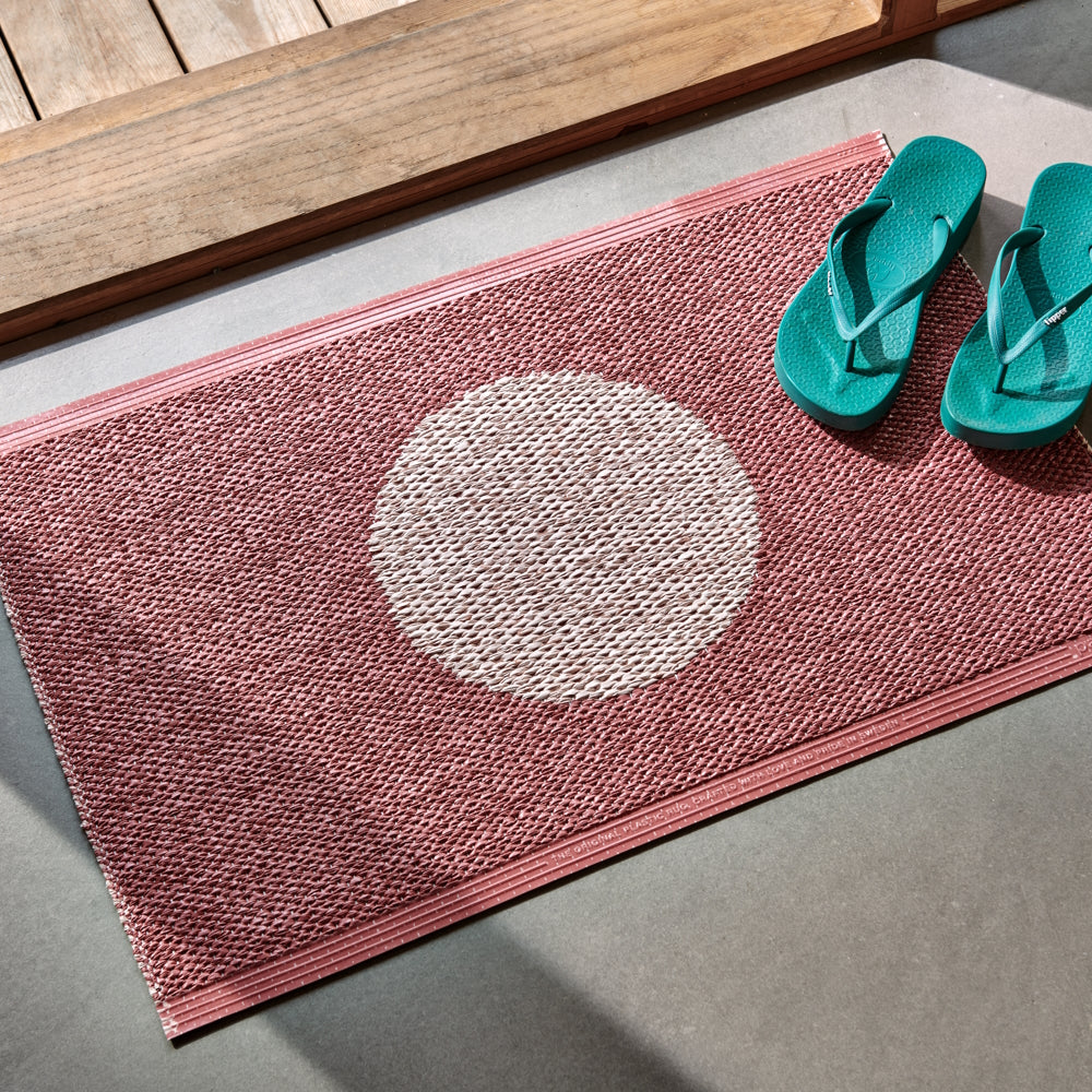 Pappelina_Rug_Vera_Pop_Blush_Lifestyle