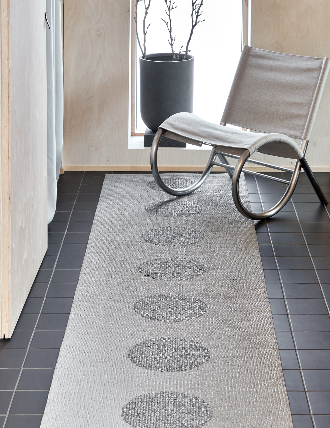 Pappelina-vera-2-0-rug-grey70x280