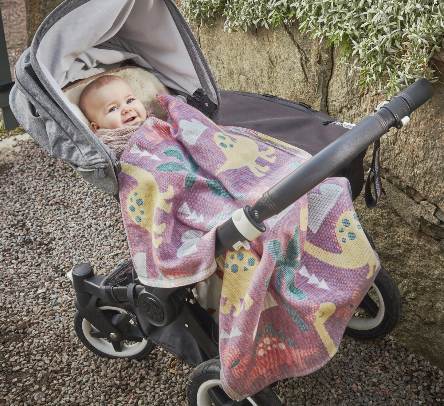 Ekelund-baby-dino-blanket-70x75