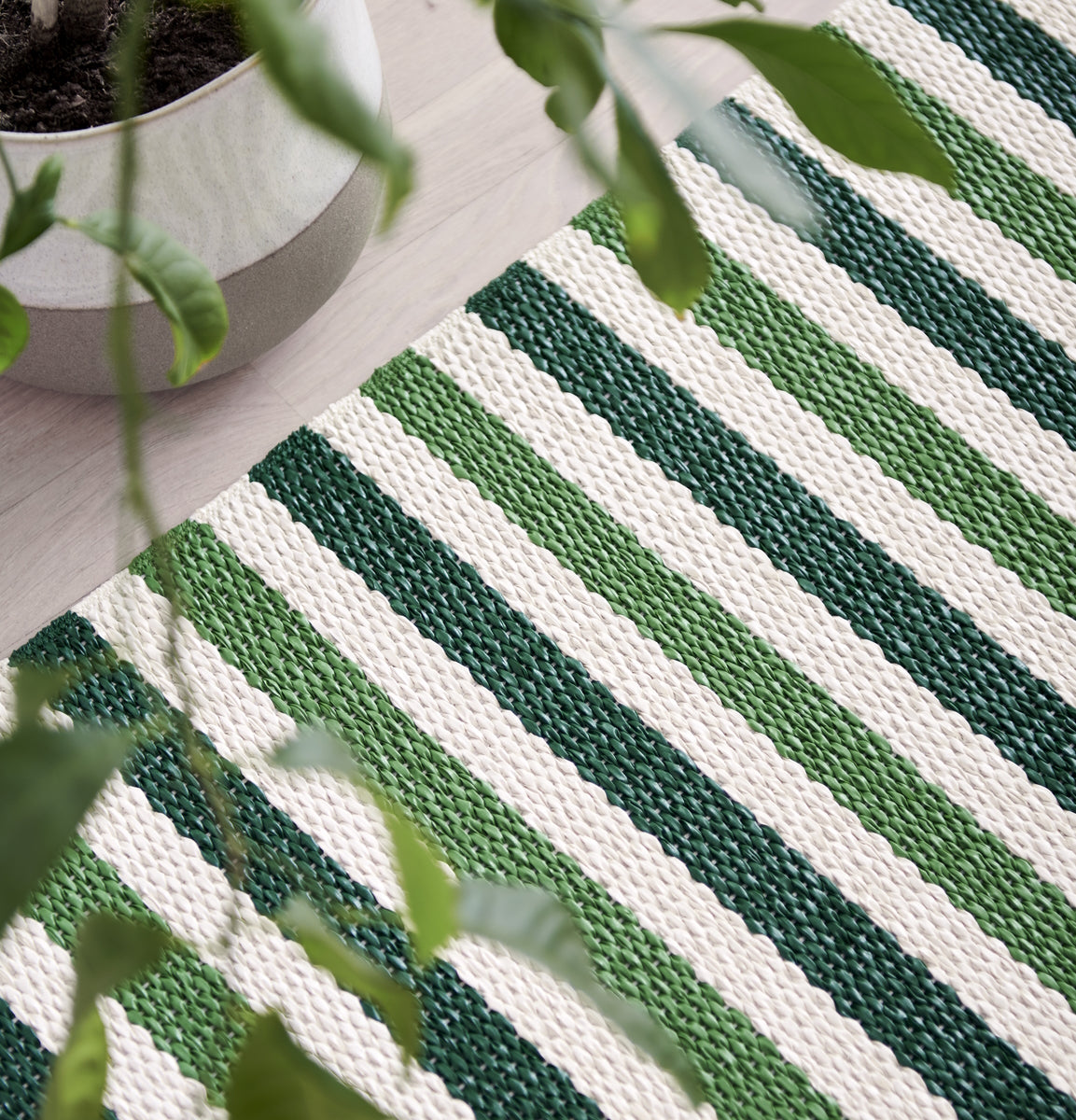 Pappelina-teo-rug-dark-green180x260