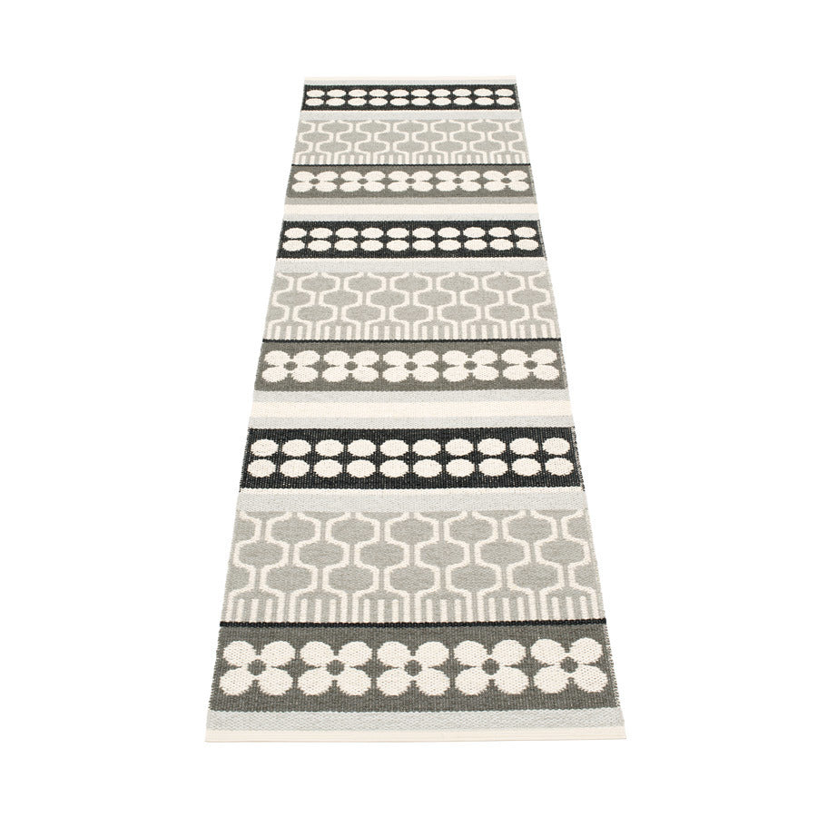 Pappelina-asta-rug-grey70x450