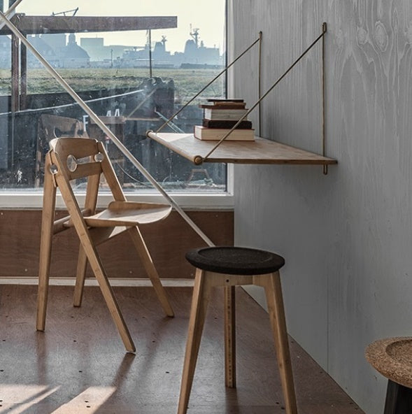 WeDoWood-loop-desk-brass-mounting