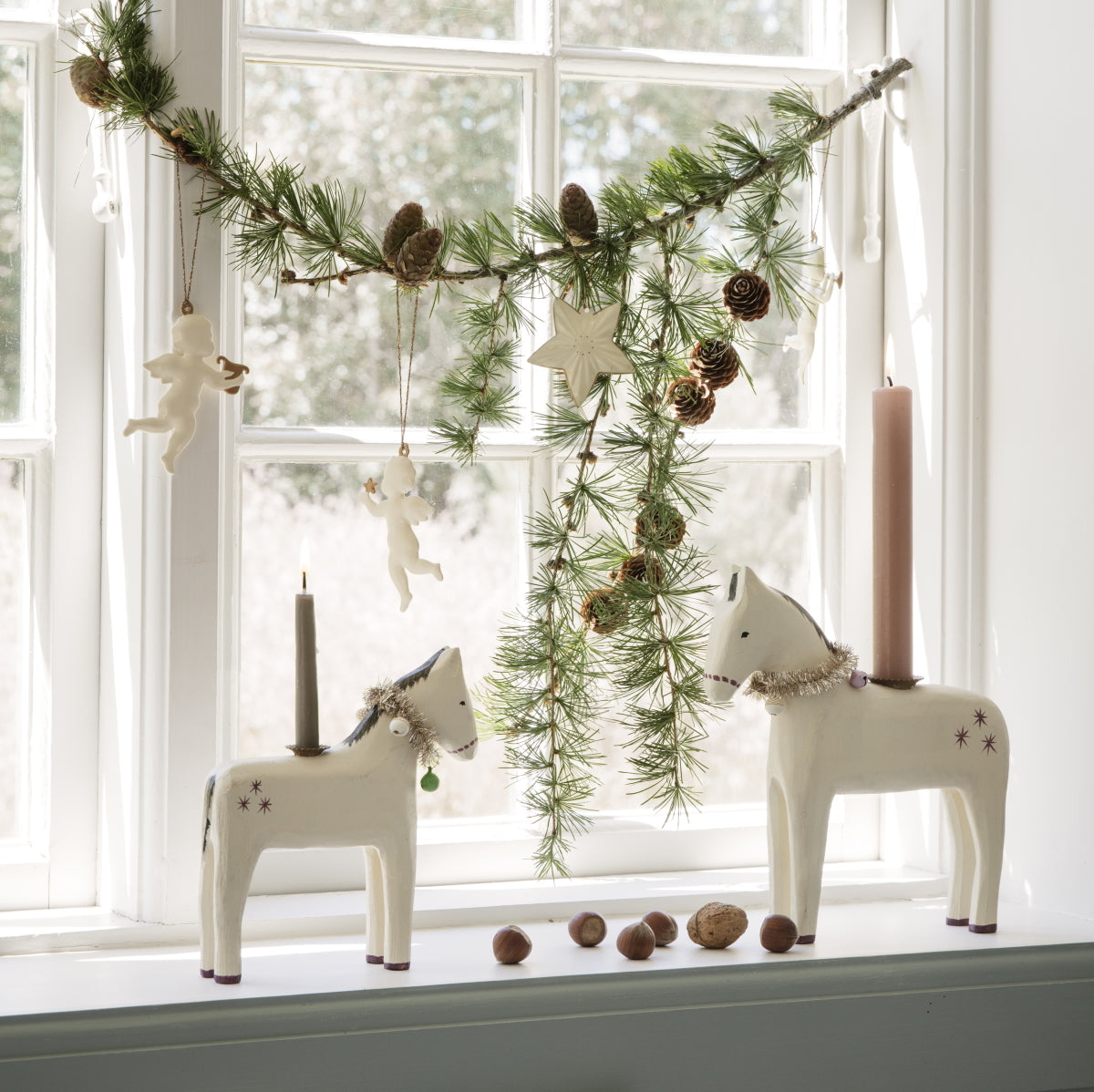 maileg-wooden-horse-candle-holder-small