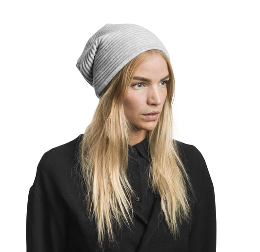 DesignHouseStockholm-pleece-beanieBlack