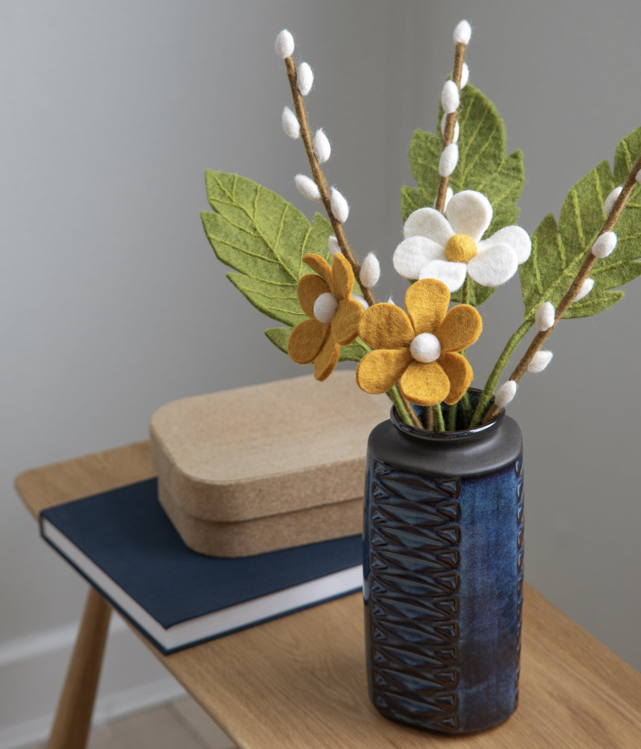 Gry&Sif-leaf-big-dark-green