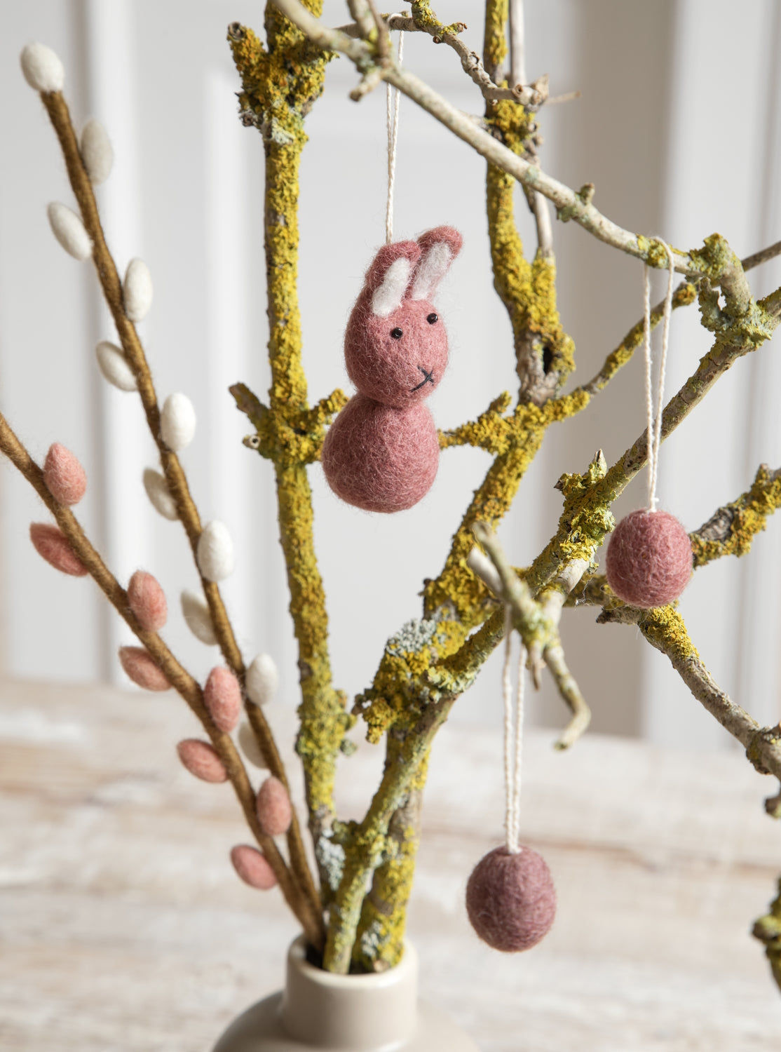 Gry&Sif-bunny-small-hanging-green