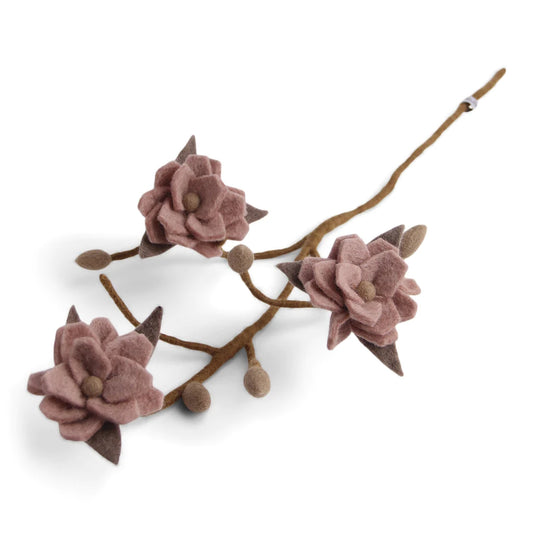 Gry&Sif-branch-magnolia-dusty-rose