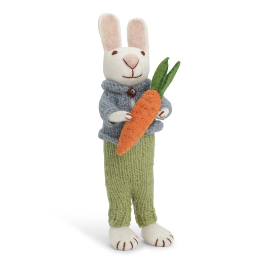 Bunny Big White jacket pants & carrot