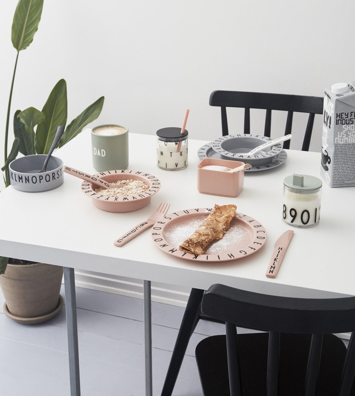 DesignLetters-lid-for-kids-glass-black