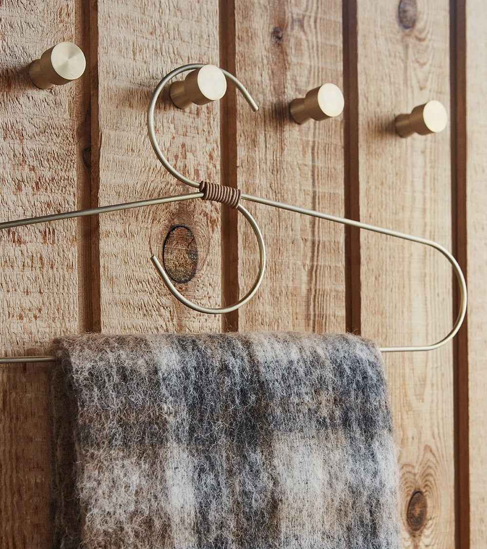 OYOY-pin-hook-brass-2pk