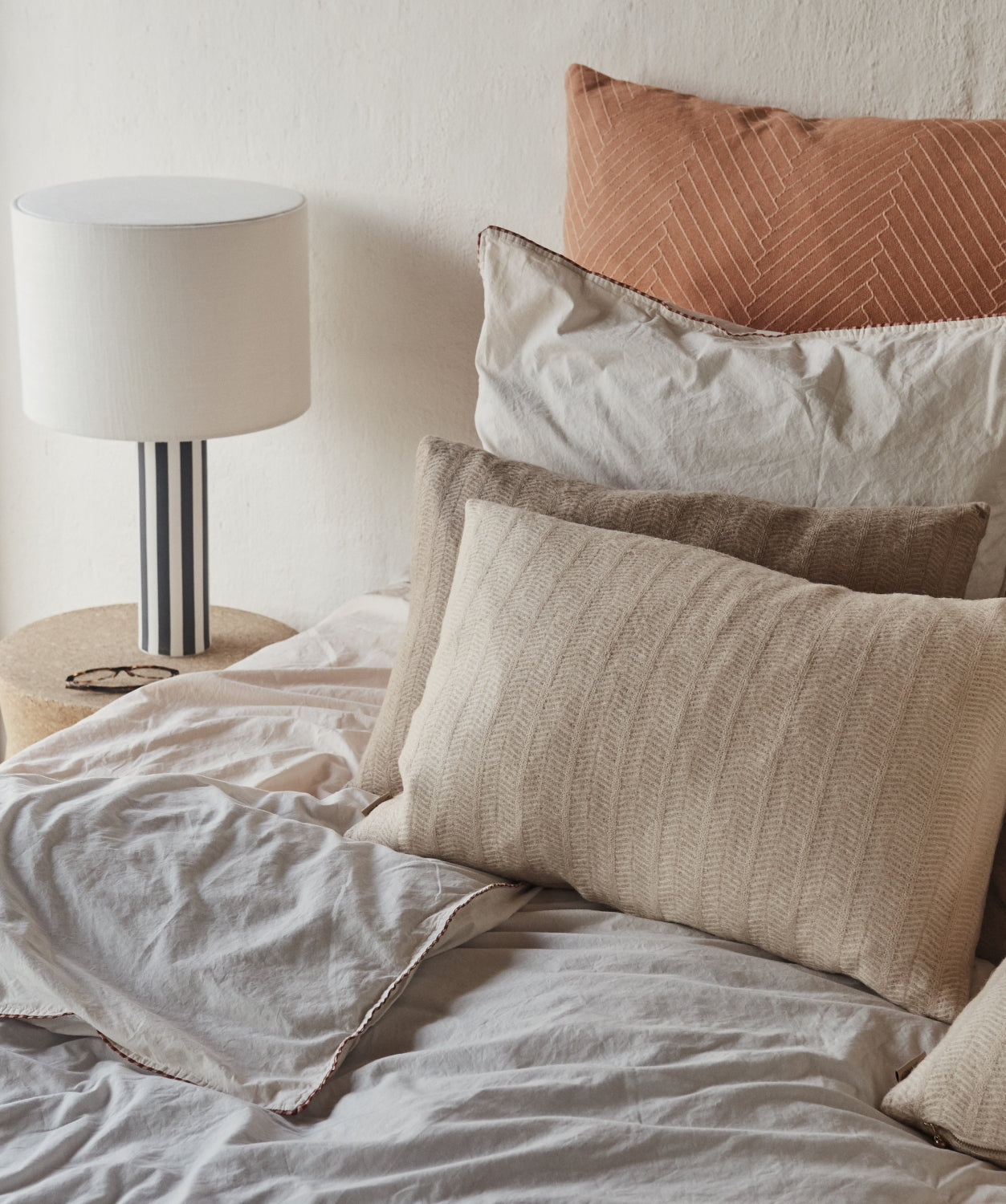 OYOY-kata-cushion-light-brown