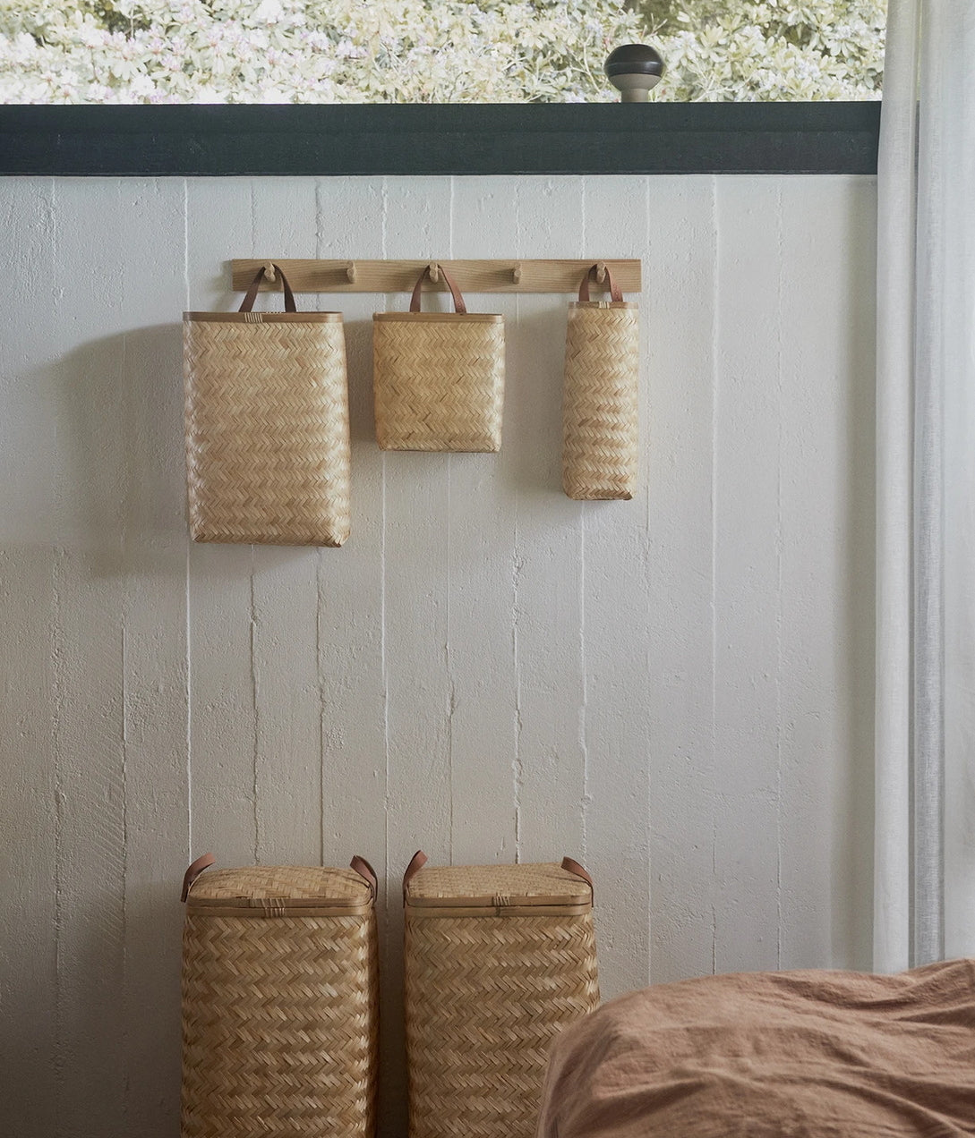 OYOY-sporta-large-wall-basket