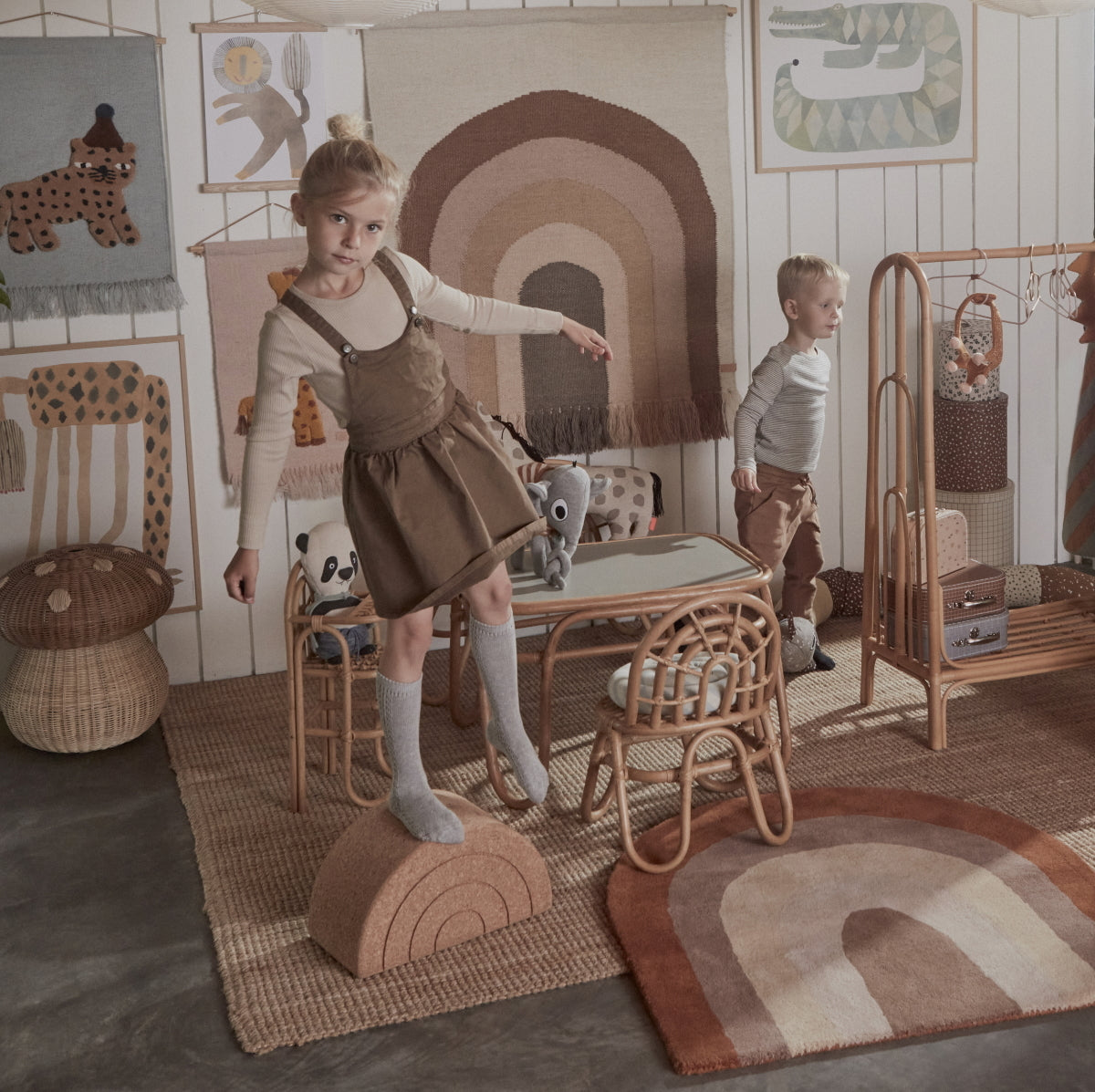 OYOY-cork-rainbow-balance-stool