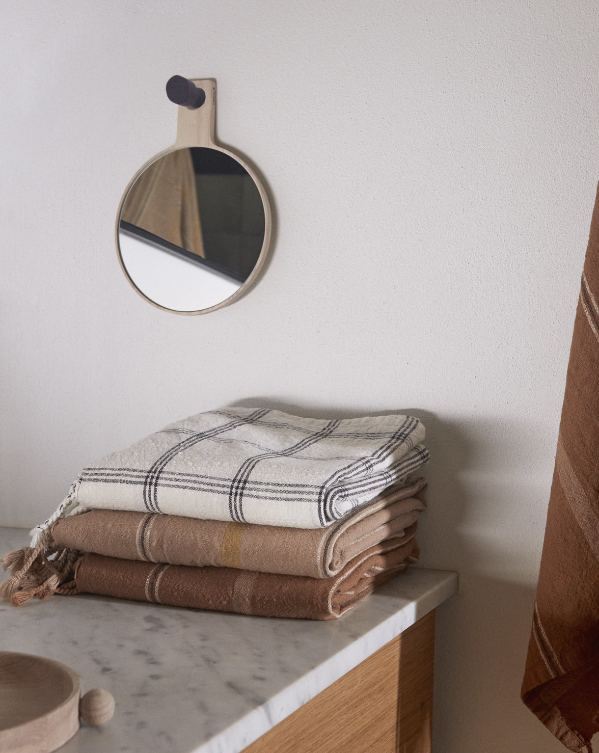OYOY-kyoto-guest-towel-dark-powder