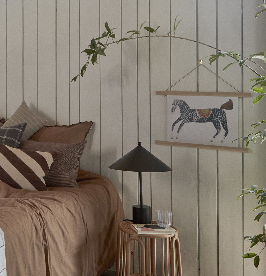 OYOY-wooden-poster-frame-large