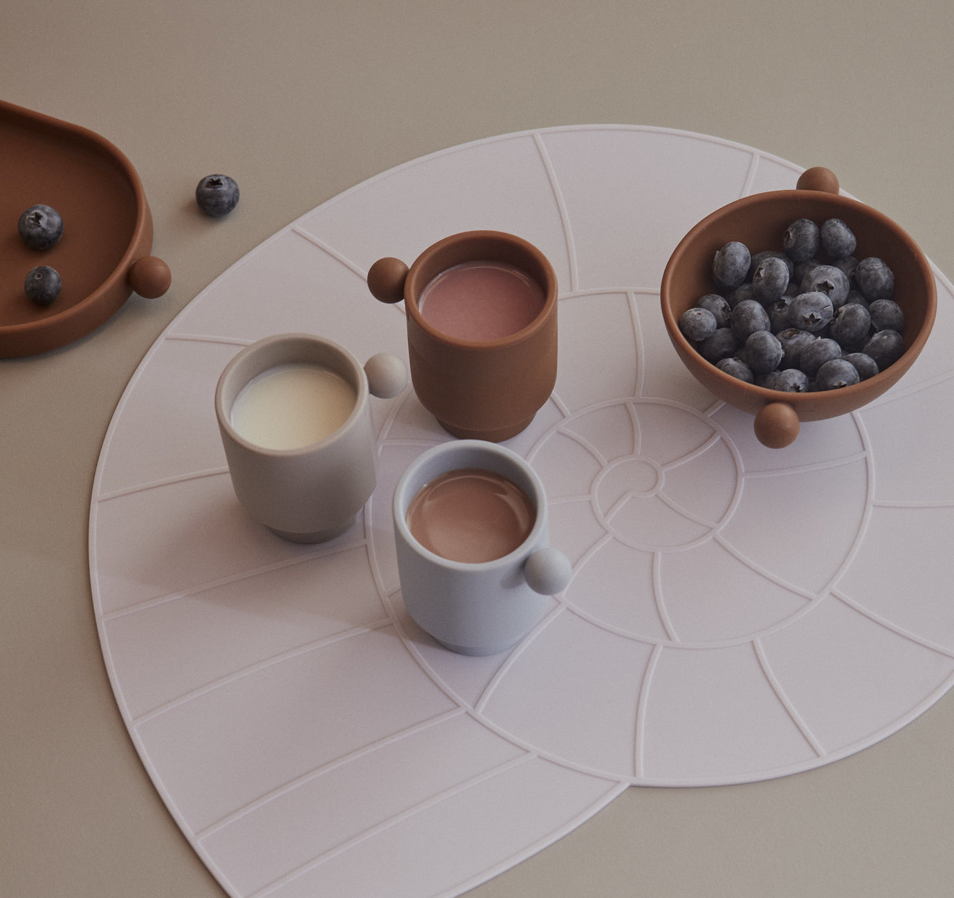 OYOY-placemat-nautilus-lavender