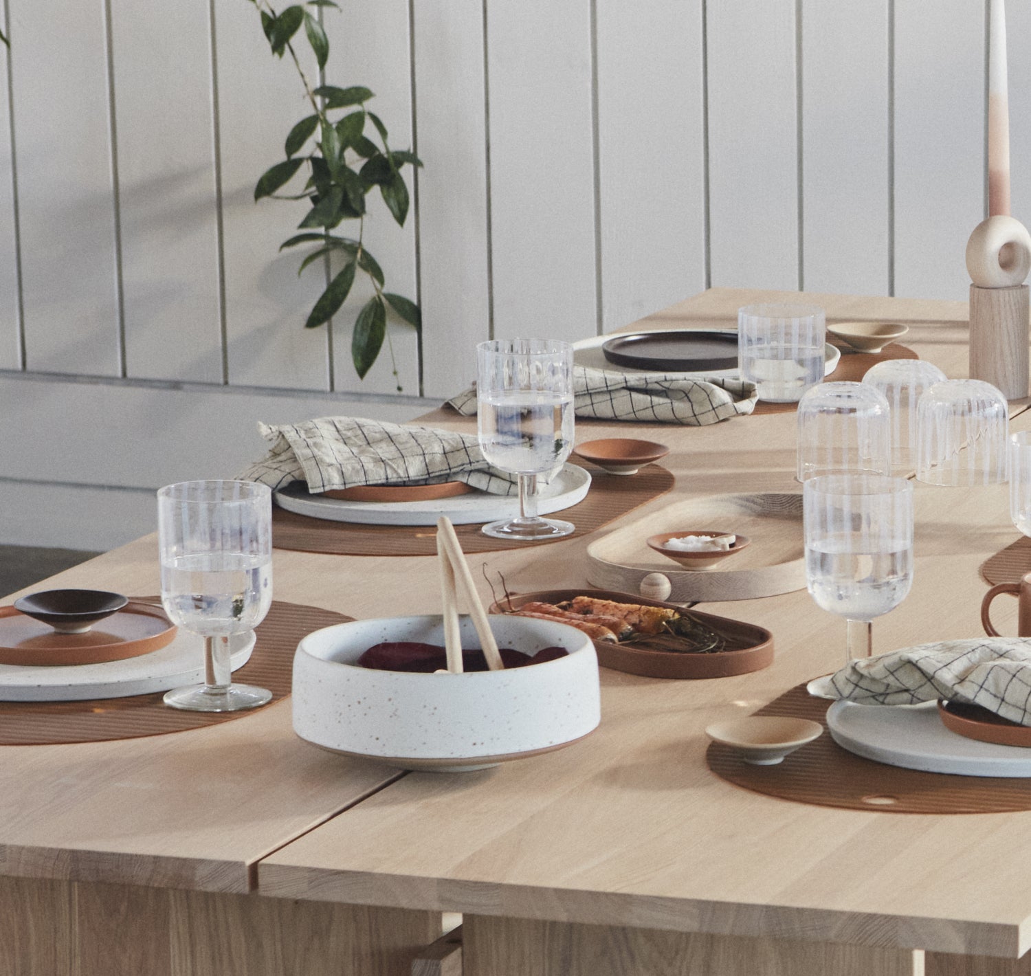 OYOY-hagi-bowl-medium-white-brown