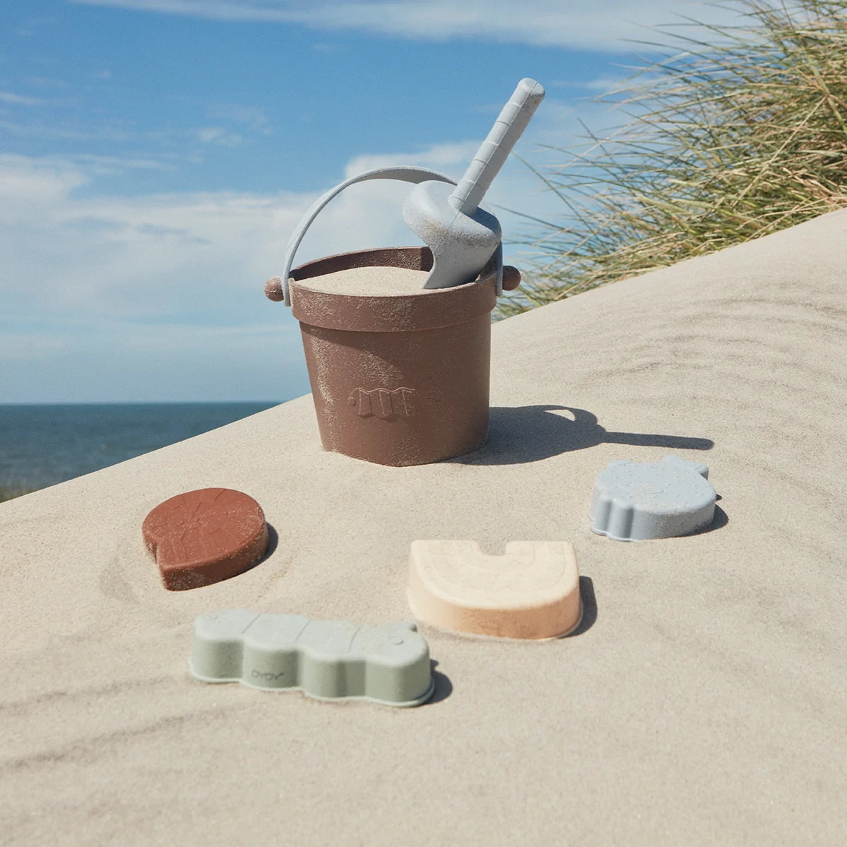 OYOY-leo-beach-set-choko