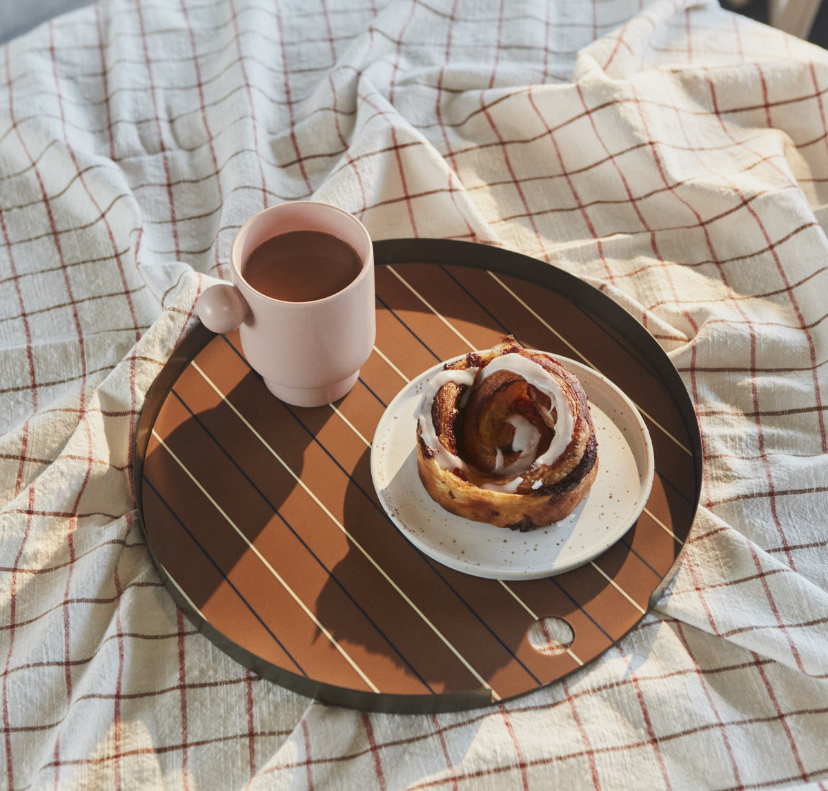 OYOY-grid-tablecloth-260x140-white-red