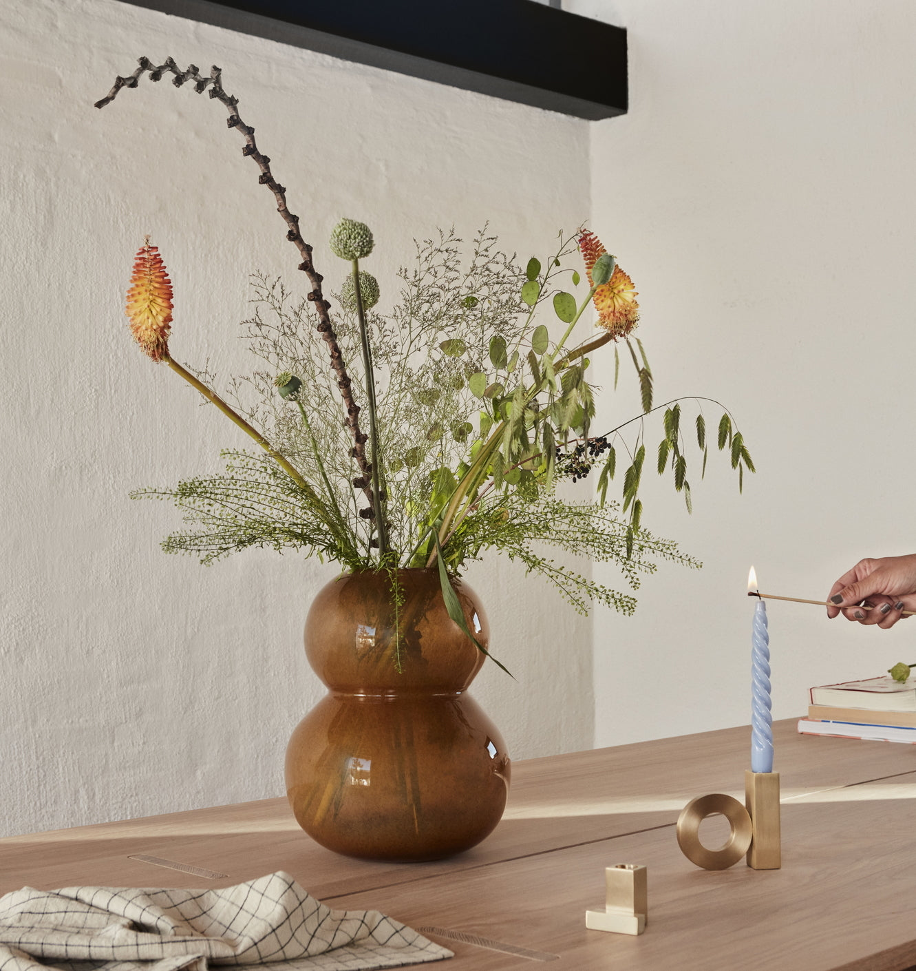 OYOY-lasi-vase-large-amber