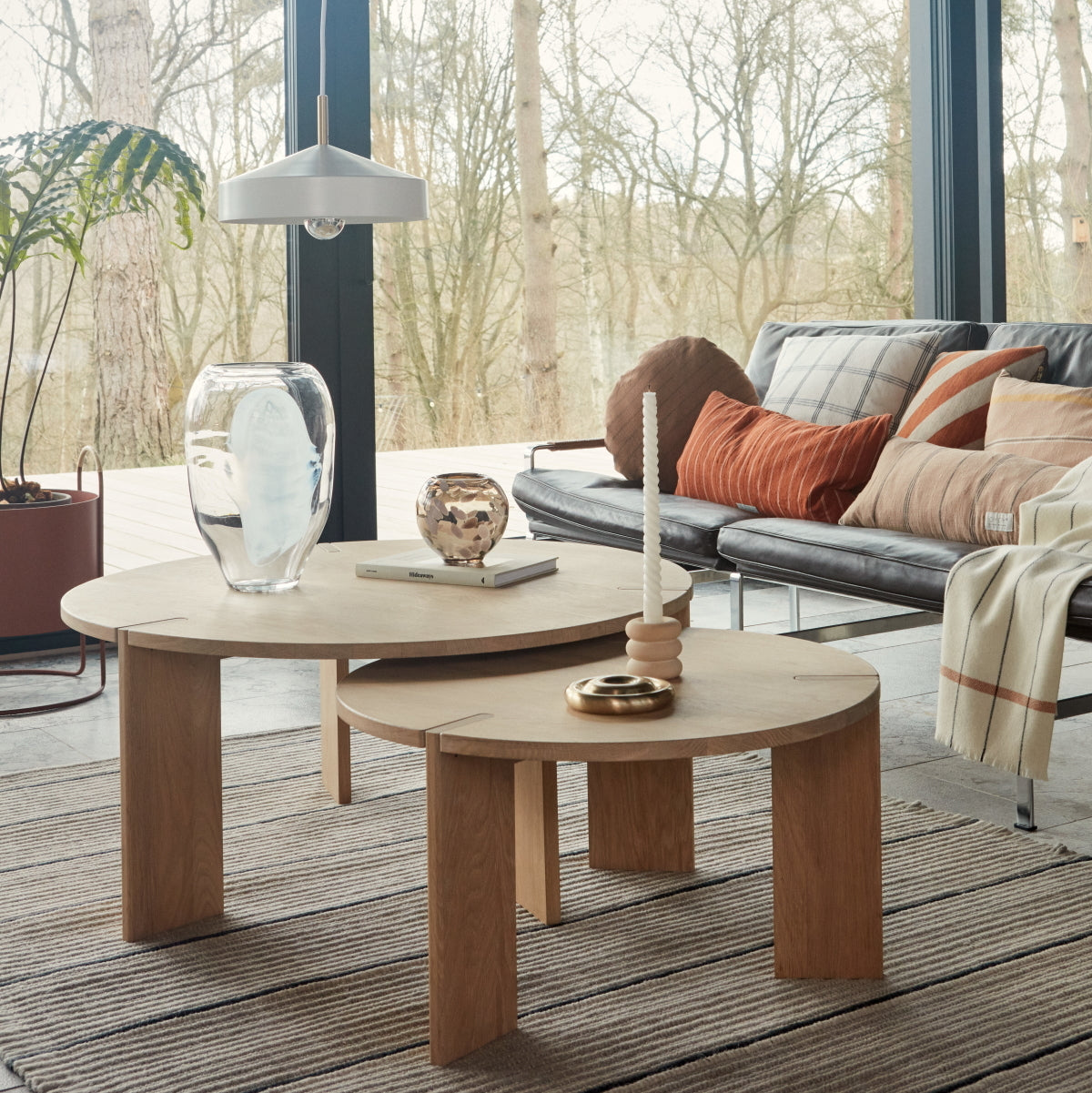 OYOY-jali-vase-large-ice-blue