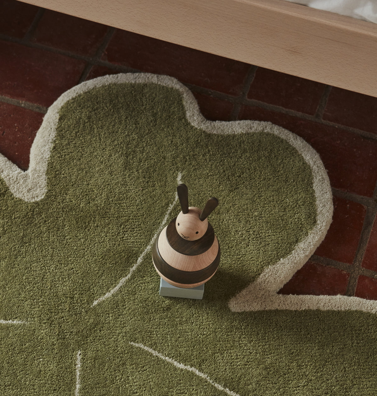 OYOY-wooden-stacking-rabbit