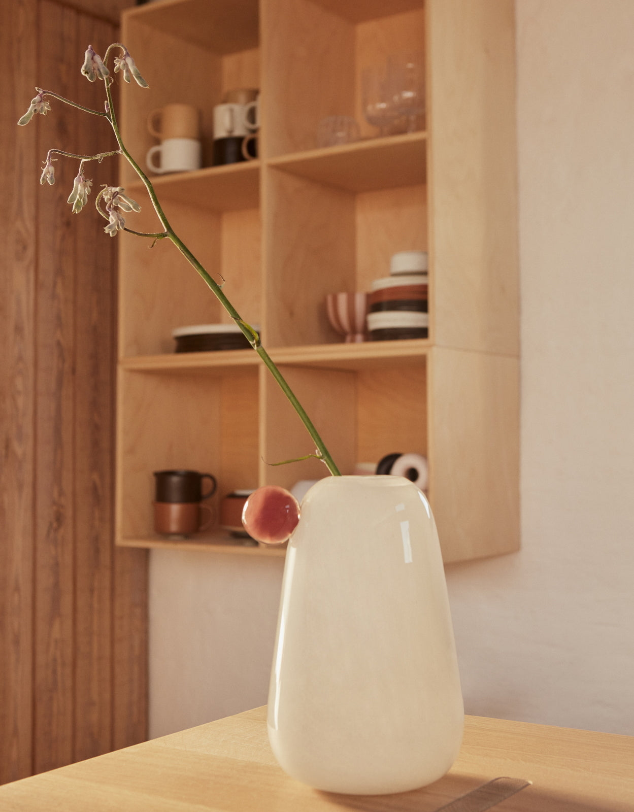 OYOY-inka-vase-small-vanilla