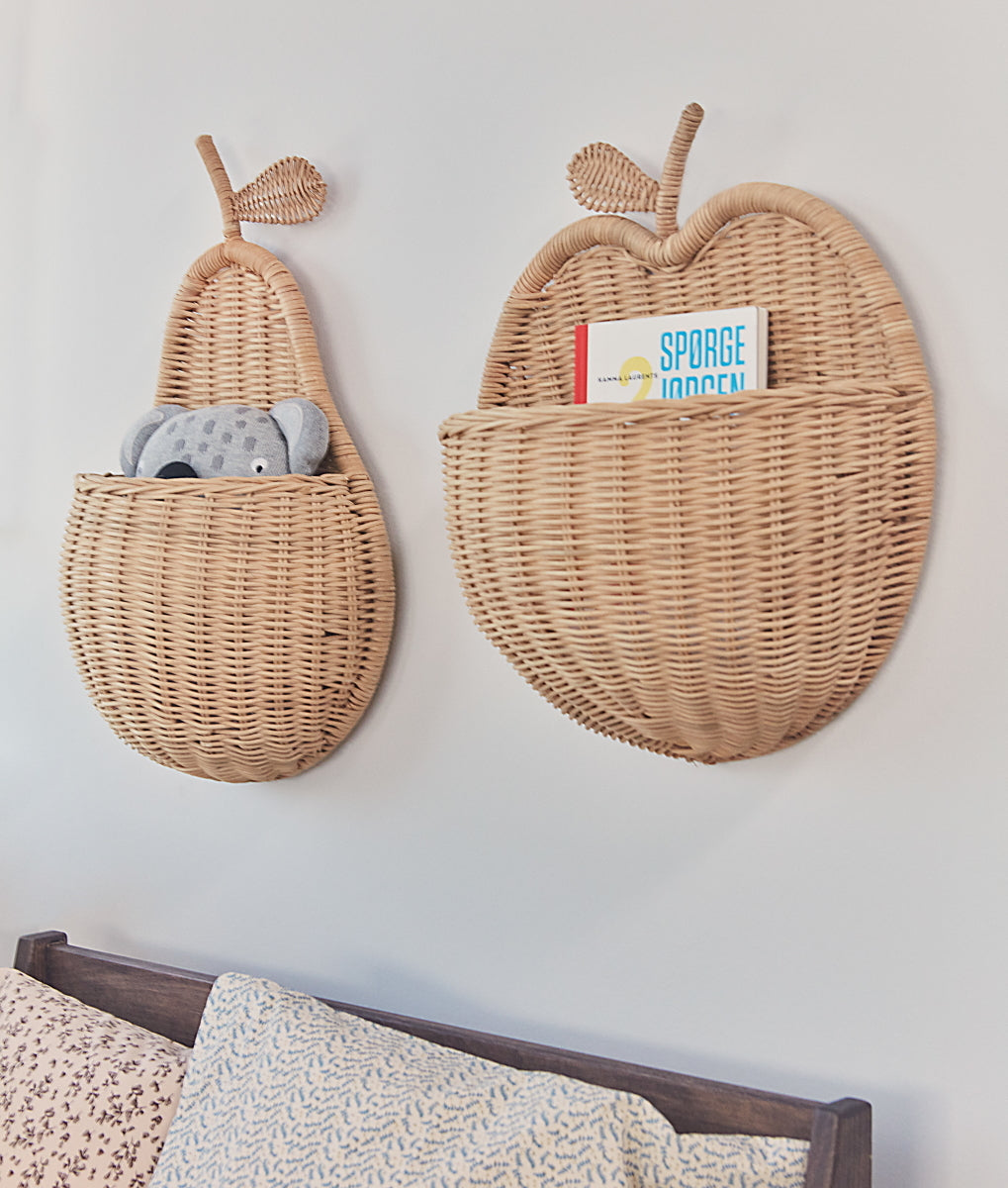 OYOY-apple-wall-basket