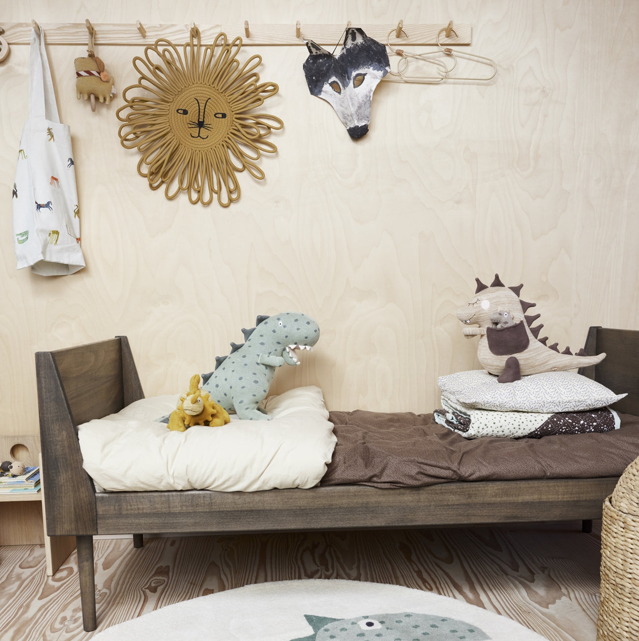 OYOY-coco-dog-music-mobile